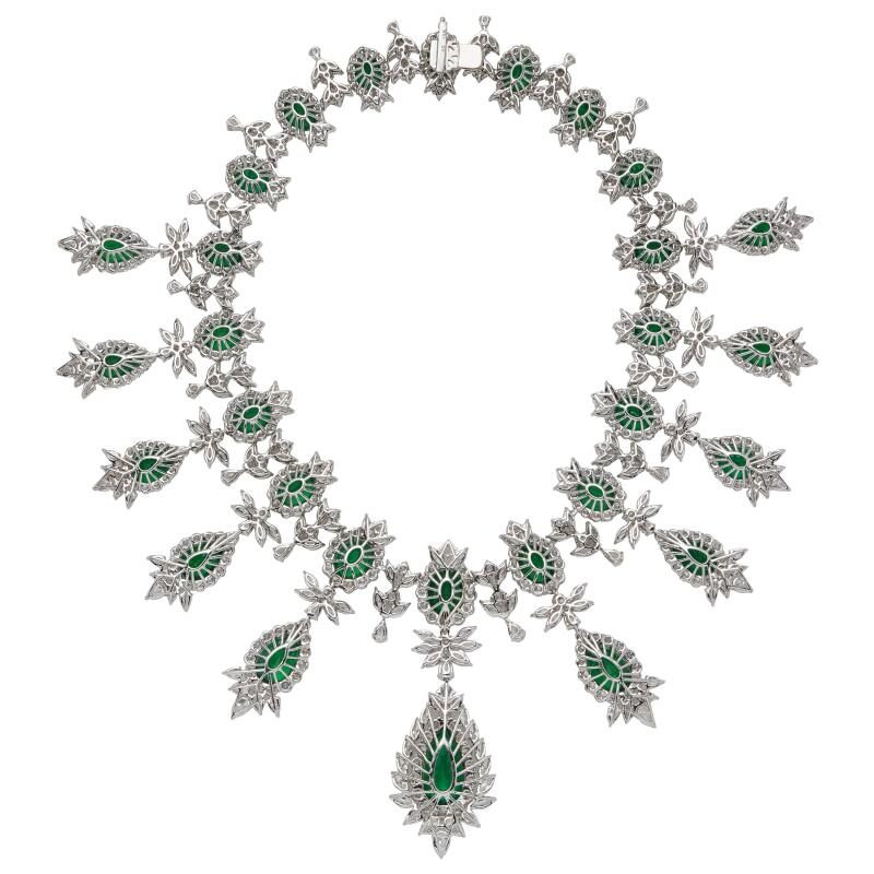 Zambian emeralds weighing a total of approximately 144.07 carats detail image 3 · Vera Buy