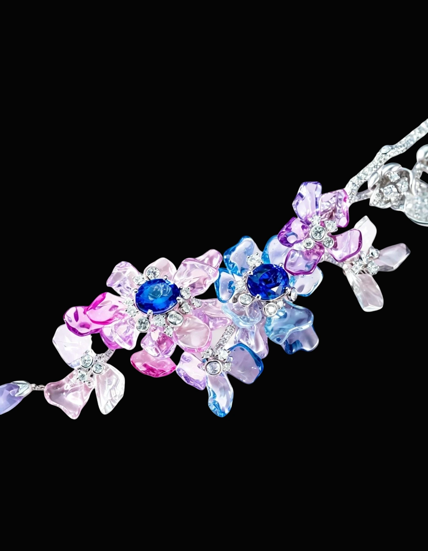 Tanzanite Floral Necklace detail image 3 · Vera Buy