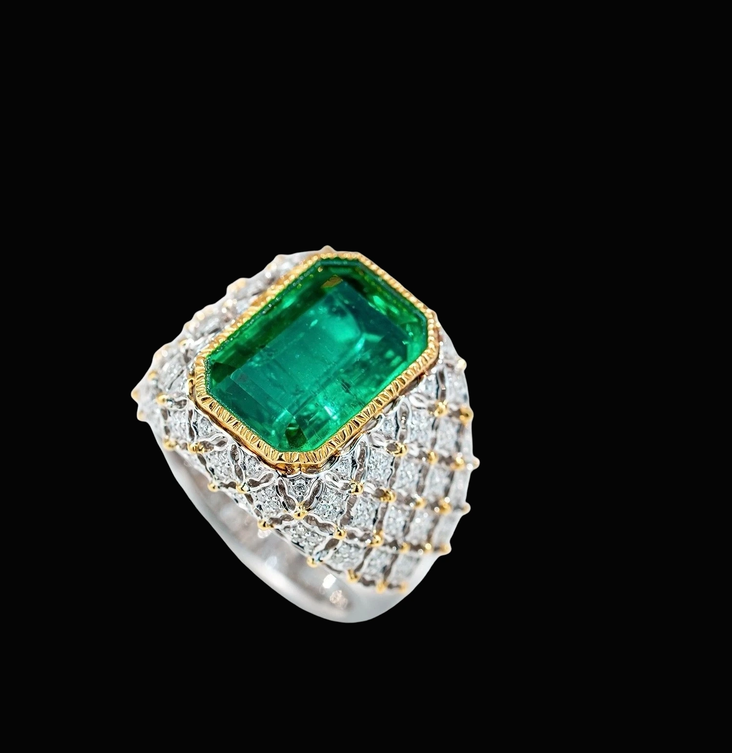 Emerald Ring detail image 3 · Vera Buy