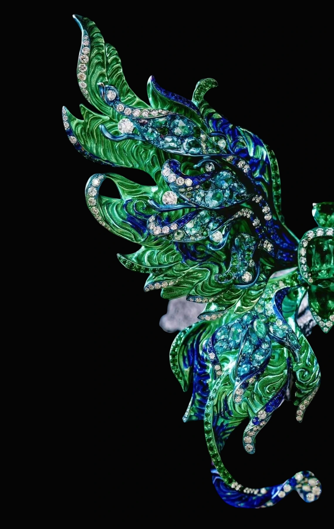 Emerald-Centred Butterfly Brooch in Titanium detail image 2 · Vera Buy