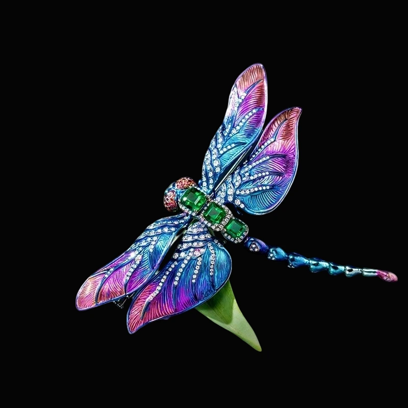Emerald Dragonfly Brooch · Jewellery · Vera Buy