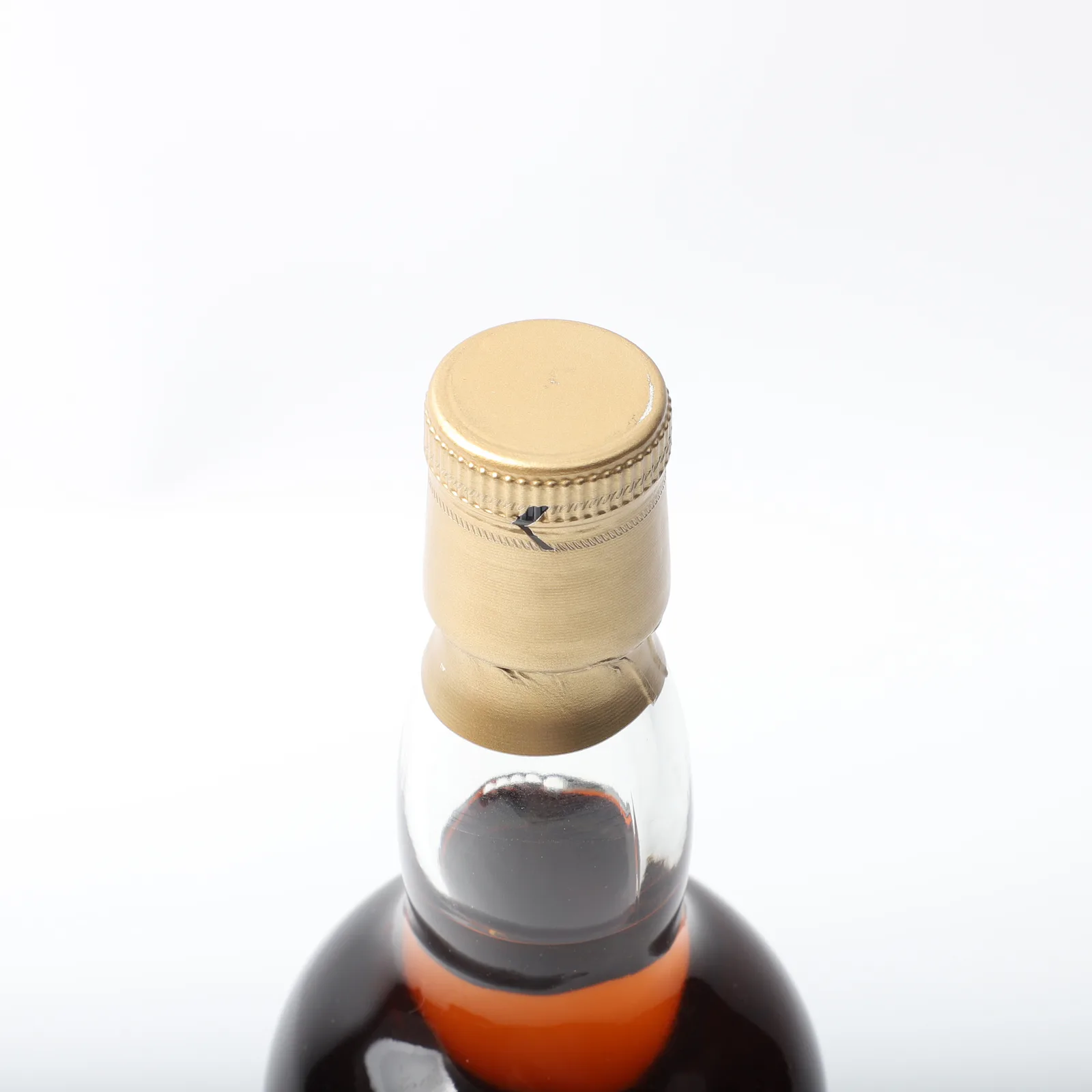 Dalmore 1993-2026 32 Year Old 'Still Life with Wild Strawberries' Sherry Cask Single Cask Single Malt Whisky detail image 2 · Vera Buy