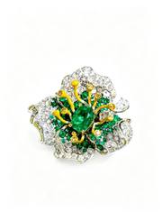 Emerald Floral Pendant-Brooch, Convertible Design detail image 2 · Vera Buy