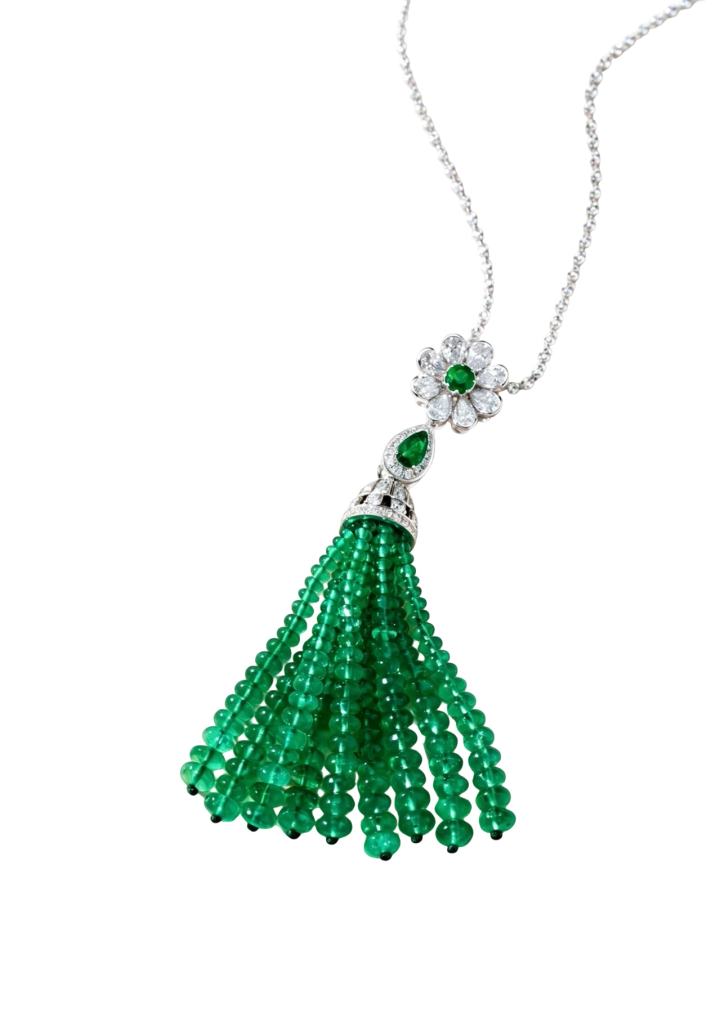 Emerald Fringe Necklace Set · Jewellery · Vera Buy