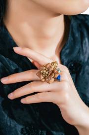 Sandalwood Ring from India detail image 2 · Vera Buy