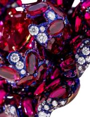 Artistic Jewelry: Burma Unheated Ruby Hinged Ring detail image 2 · Vera Buy