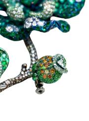 Art Jewelry Emerald Floral Brooch detail image 4 · Vera Buy