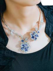 Tanzanite Collar Necklace and Earrings Convertible Set detail image 6 · Vera Buy